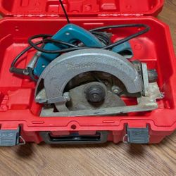 Makita Circular Saw