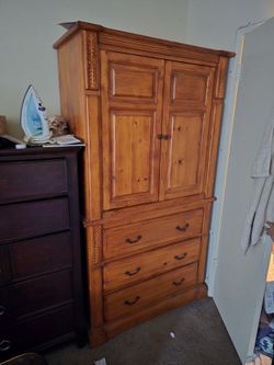 Dresser