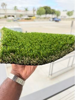 New 1500sf Roll - Synthetic Grass Turf- B71