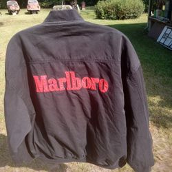 Marlboro Reversible jacket . Size Large