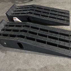 Pittsburgh car ramps