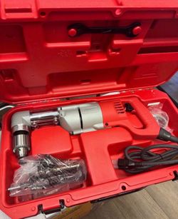 Milwaukee 7 Amp Corded 1/2 in. Corded Right-Angle Drill Kit with Hard Case