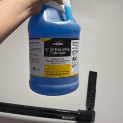 Chlorhexidine 2% for Horses & Dogs, One Gallon