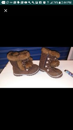 Girls brown boots