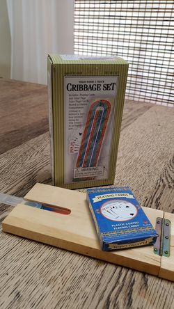 Cribbage board set