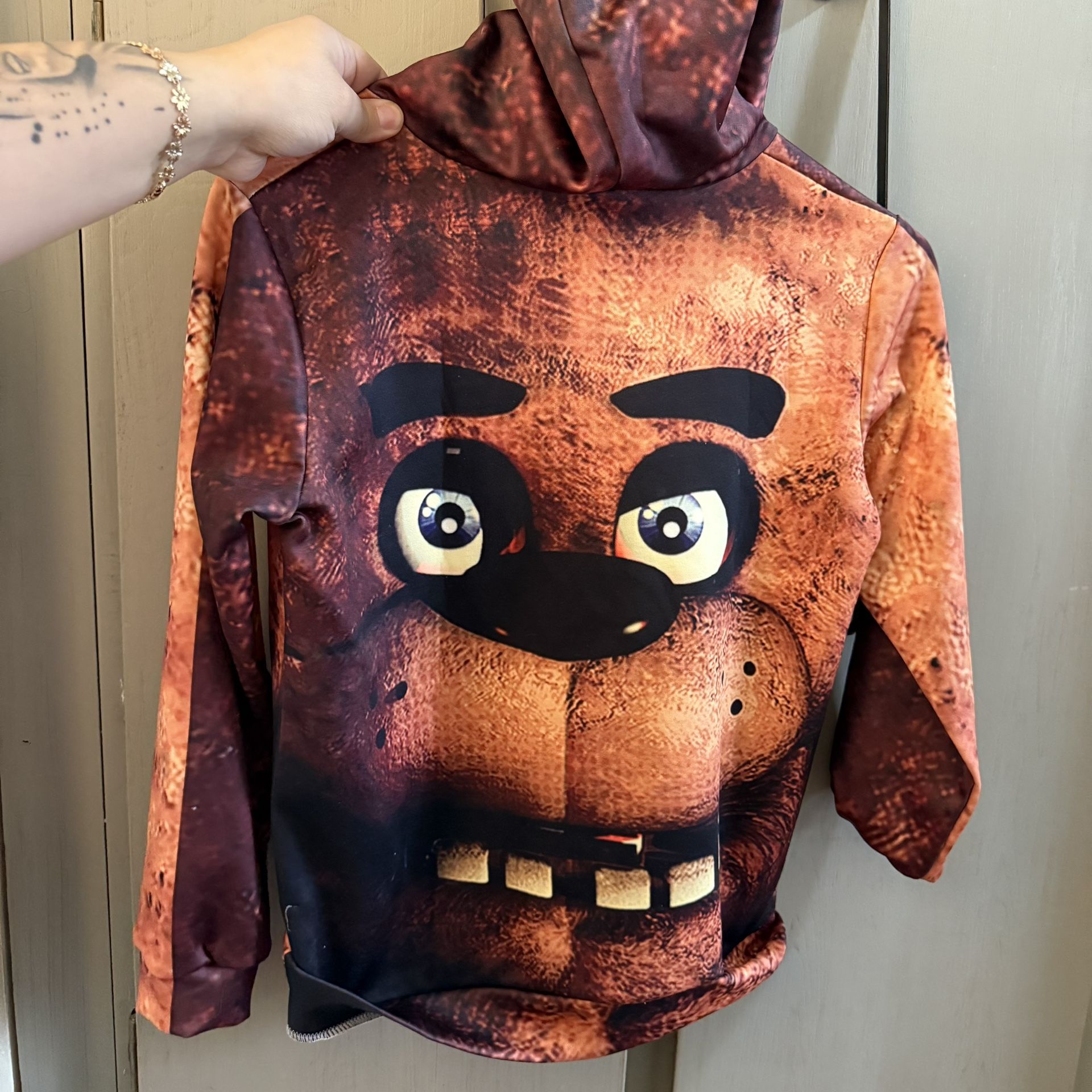 Five Nights At Freddys - Freddy Fraz Bear - Boys Sweater Size 7/8