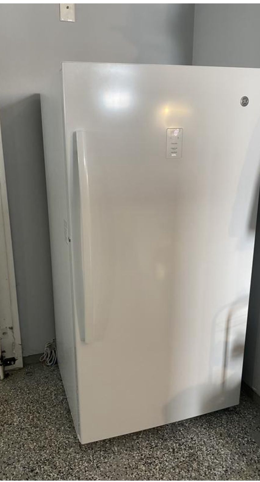 17.3 Cubic Feet Freezer