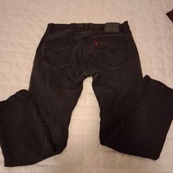 Men's Levi's 511 slim, straight leg cut