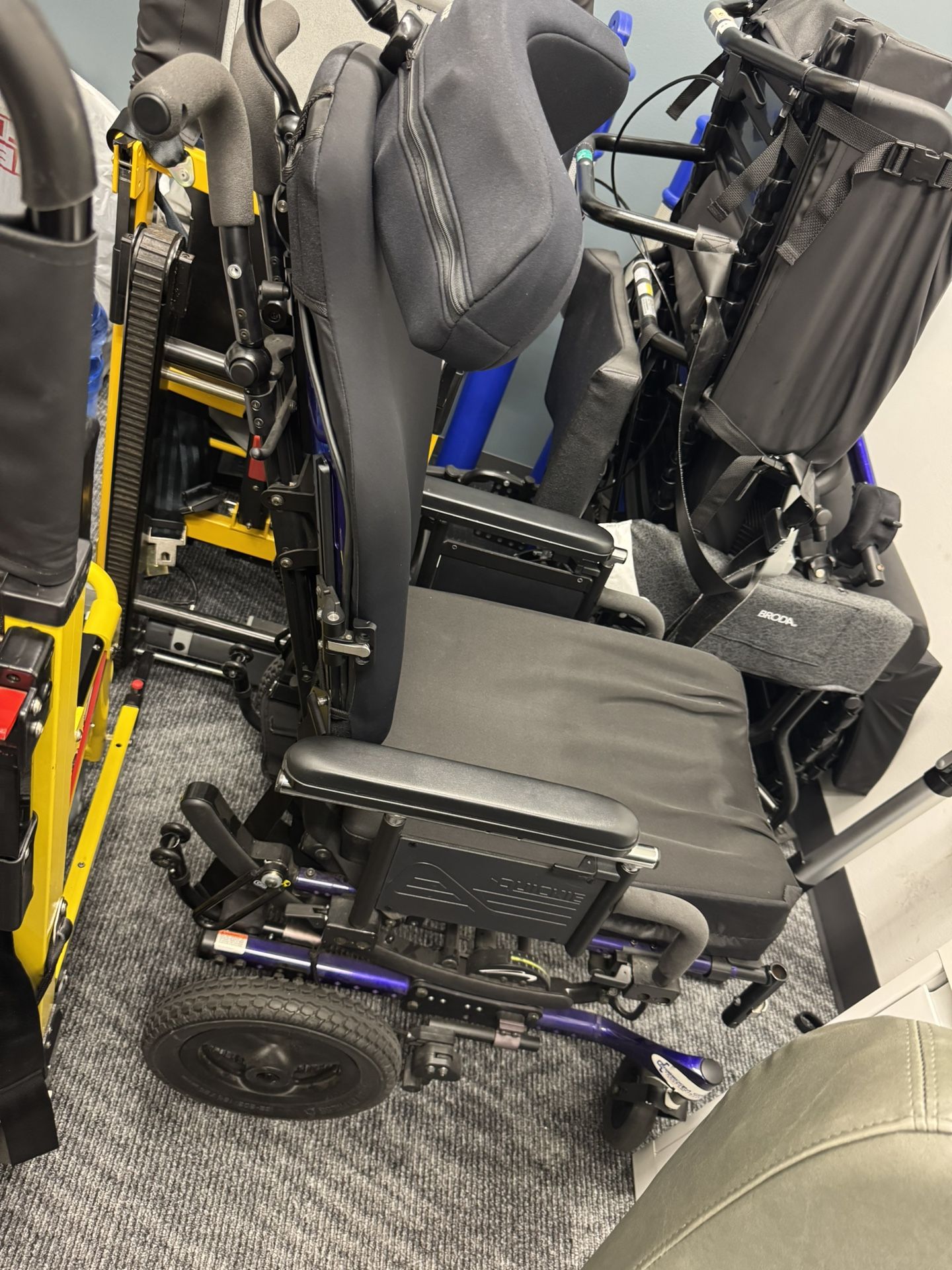 Quickie J3 Wheelchair Zero Gravity