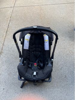 Doona stroller and base
