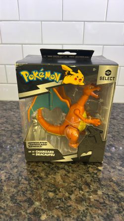 Charizard select pokemon figure articulated