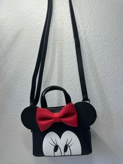 NWT Loungefly Disney Minnie Mouse Eyes Micro Dome Crossbody Bag Purse Black