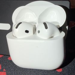 AirPods 4 With Noise Cancellation 