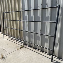 10ft Pipe Corral Panels - 14 Gauge - 1-5/8” - New