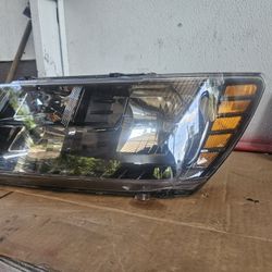2014 2020 dodge jurney driver side headlight 