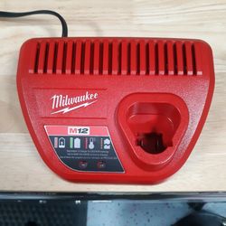 New 12 Volt Milwaukee Charger