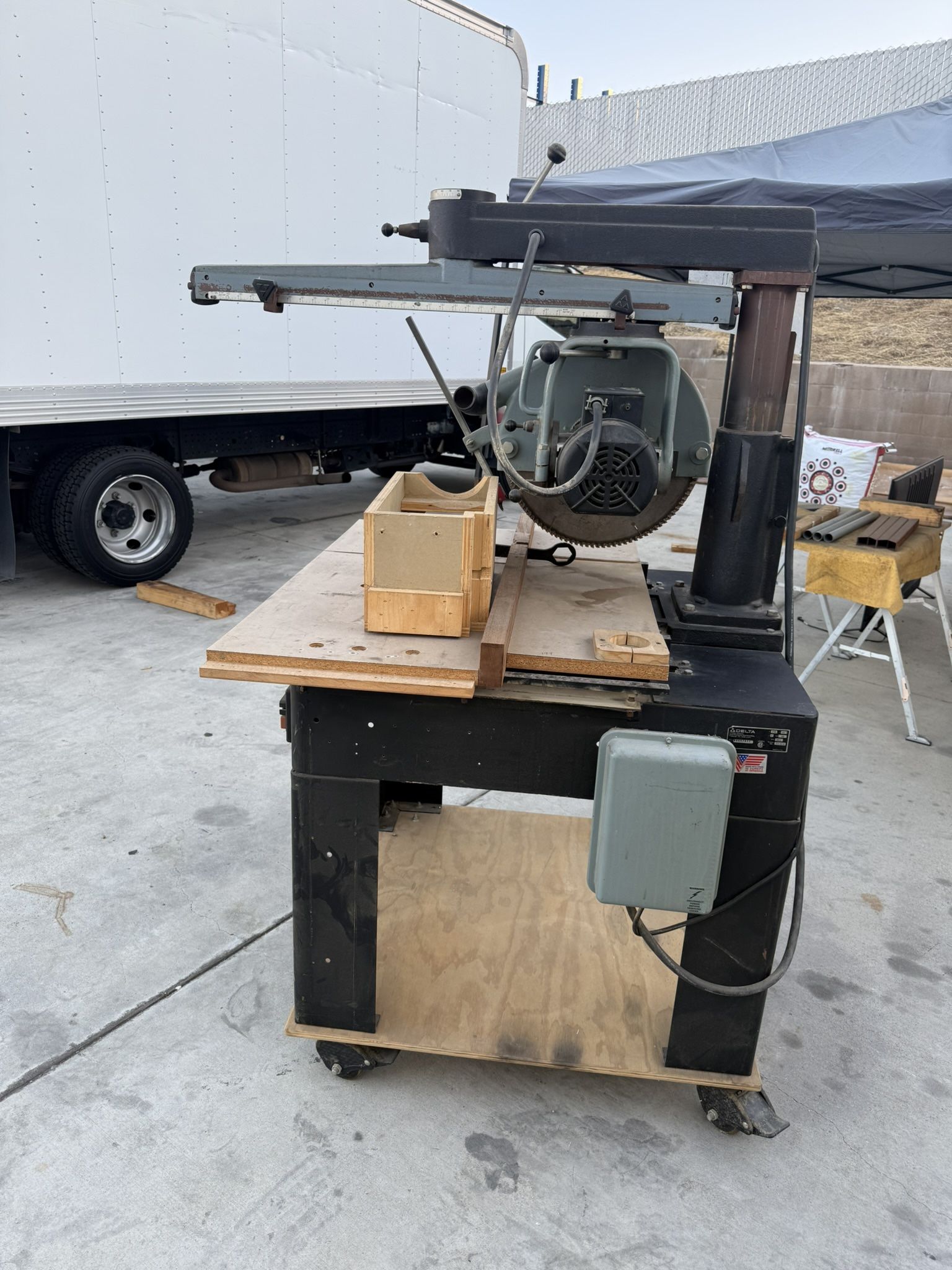 Delta 18” Radial Arm Saw