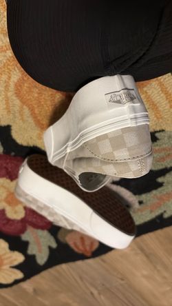 Vans platforms women’s 6.5 old school