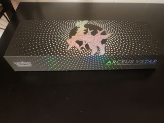 Arceus Vstar UPC box with mat and accessories