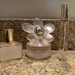 Daisy Love By Marc Jacob And Other Perfume Bundle