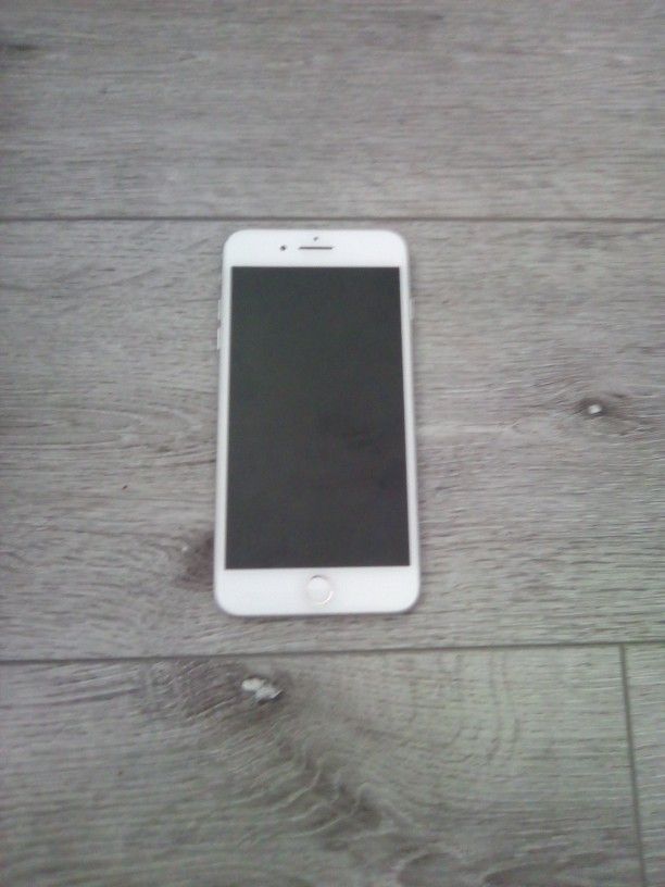 Iphone 8 Plus (Excellent Condition)