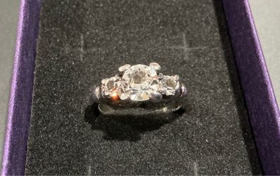 Sparkly Ring 🤩