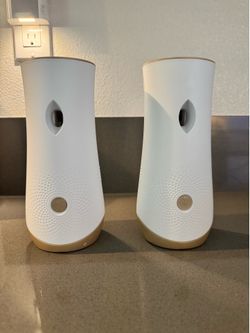 Glade automatic air freshener