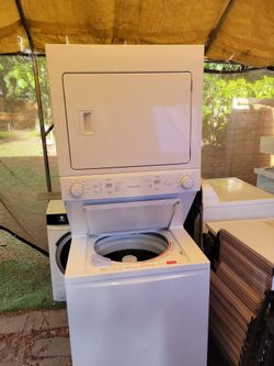 Frigidaire staking washer and dryer