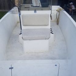 1989 Bayliner Center console