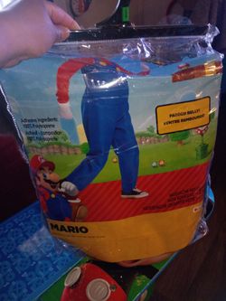 Brand new Mario costume