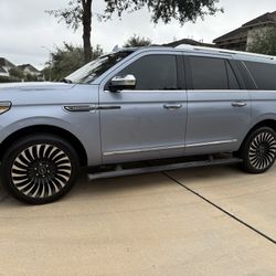 Lincoln Navigator L 