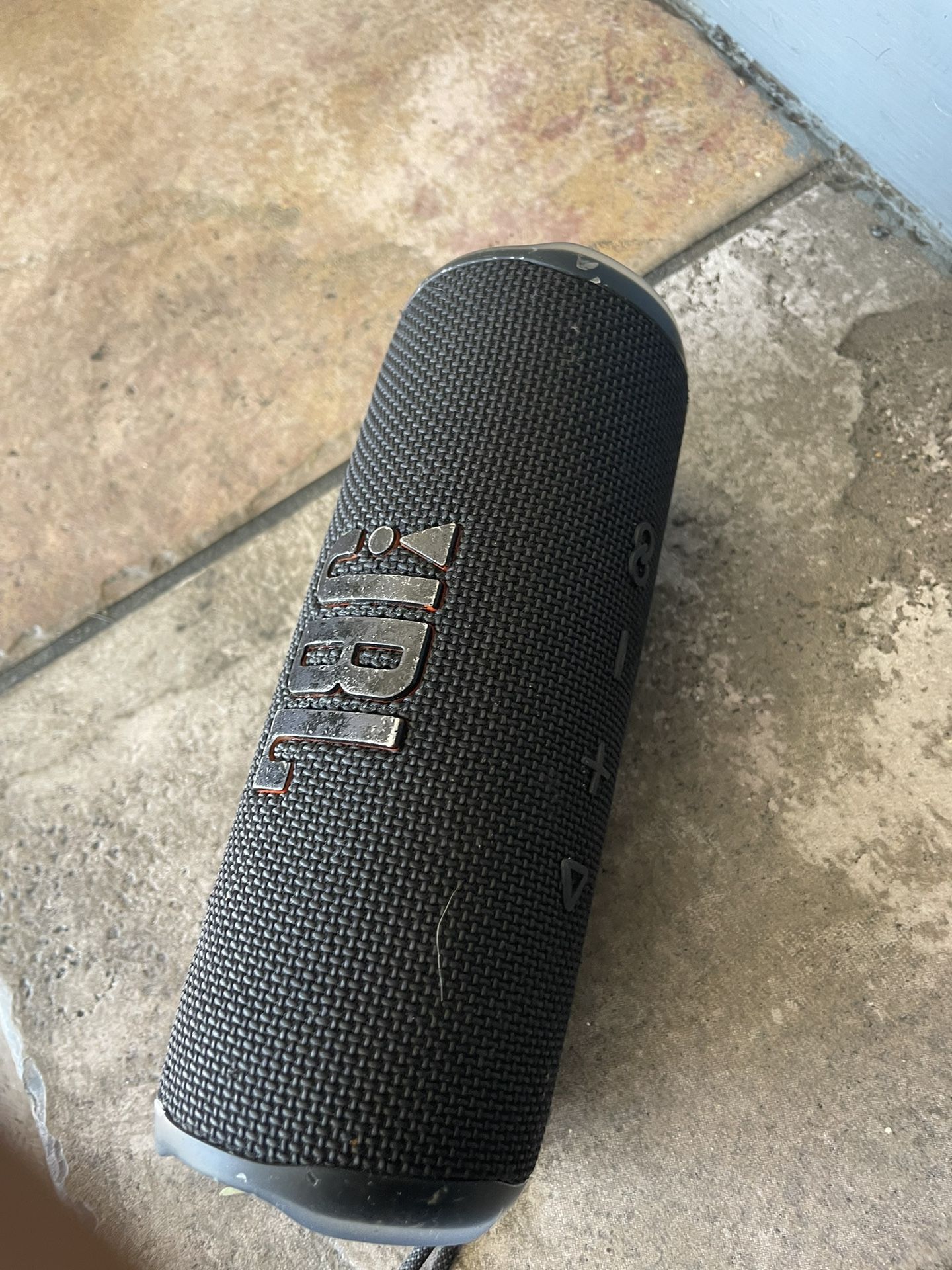JBL Bluetooth Speaker Flip 6