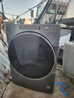Whirlpool Gas Dryer King Size Capacity And Heavy Duty Works Excellent