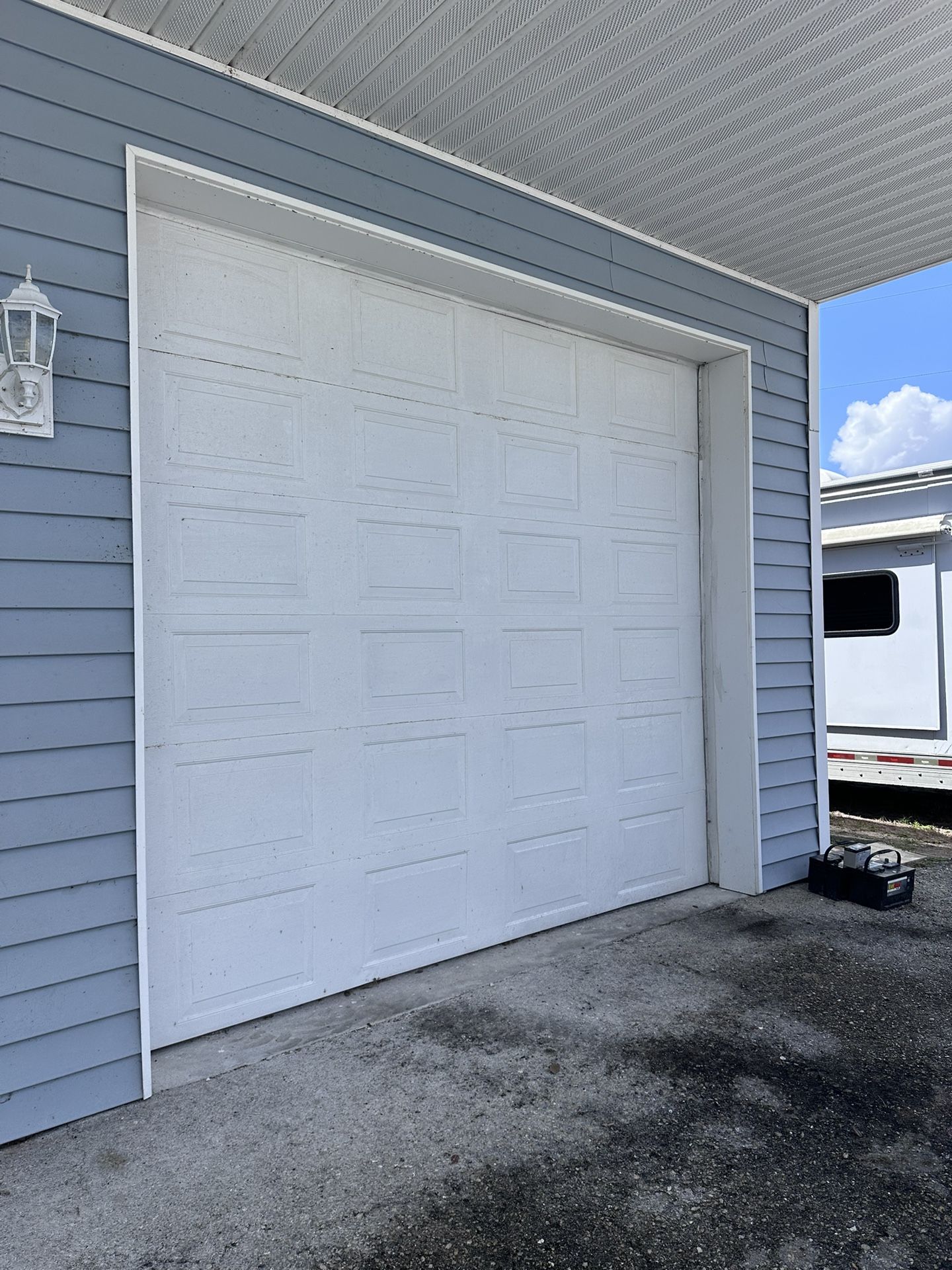 3 Working Garage Doors With Opener And Tracks