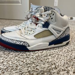 Jordan Retro 4’s Blue White And Grey.  Size 11.5