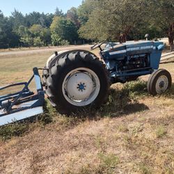 Ford 3000 Tractor 
