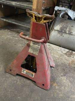 One 5 Ton Snap On Jack Stand