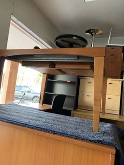 51” x 51” table opens to 72 inches