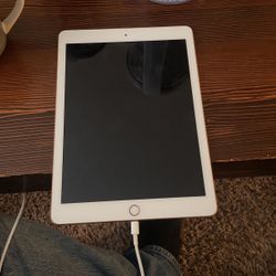 iPad 6th Gen 