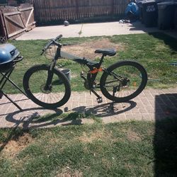I'm Selling A Reliable G7  Folding Bike It's A 400-500$ Bike