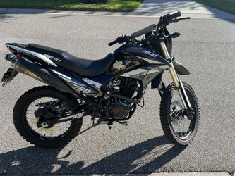 2022 Hawk Dlx 250 With 1600 Miles
