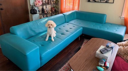 Modern sectional sofa