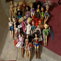 Lot Of 22 Assorted Dolls 