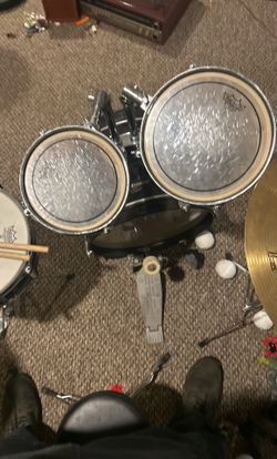 LUDWIG Accent Drum Set