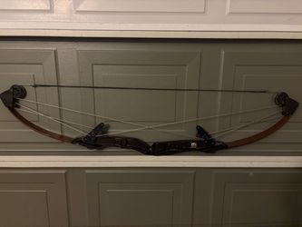 Bear Vintage Compound Bow with Cams and String