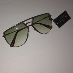 Luxe brand sunglasses
