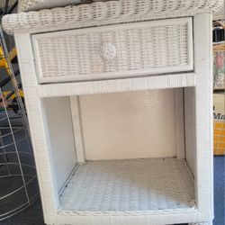 Wicker Night Stand With Mirror