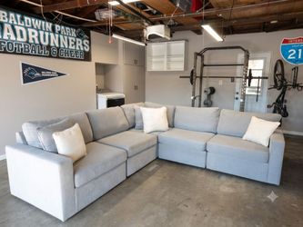 Free Delivery! Gray Sectional Couch Sofa Chaise Foot Rest Ottoman Ashley Furniture L Shape