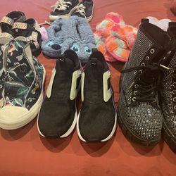 Girls/Womens Shoes