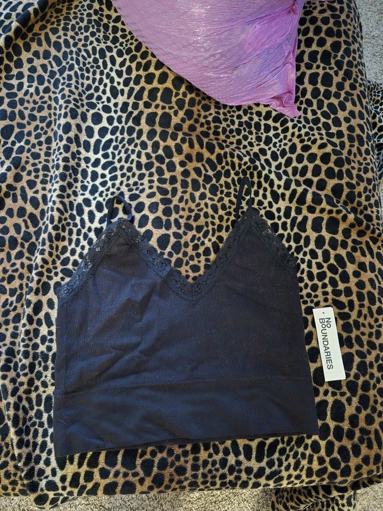 Women's Clothing 